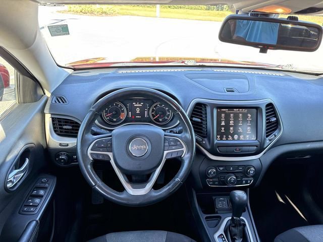 Used 2014 Jeep Cherokee Latitude image 13