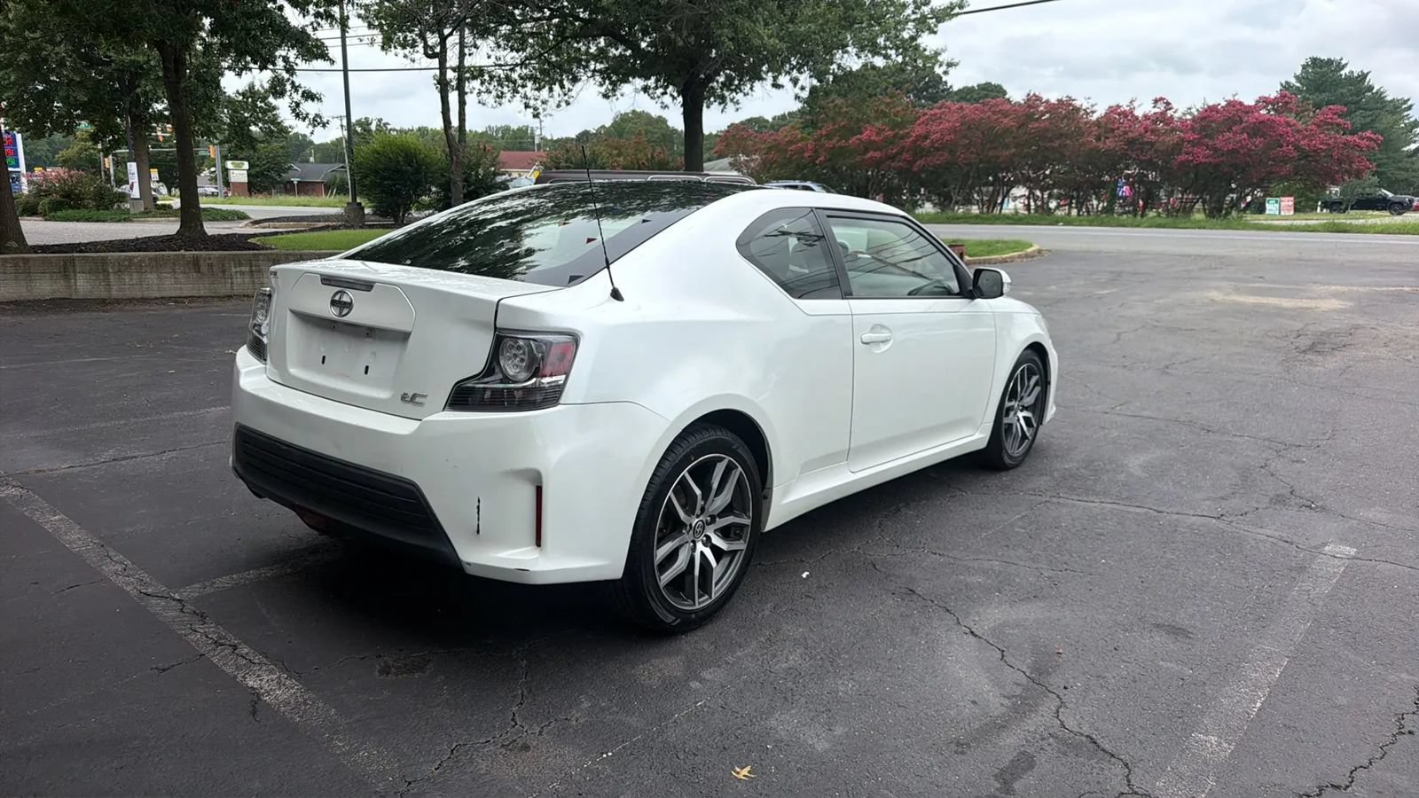 Used 2015 Scion tC FWD image 6