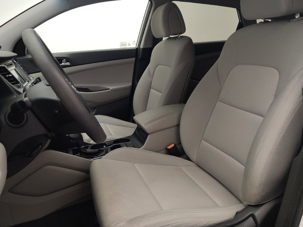 Used 2017 Hyundai Tucson SE image 17