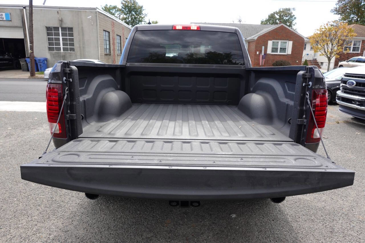Used 2023 RAM 1500 Classic Warlock image 27