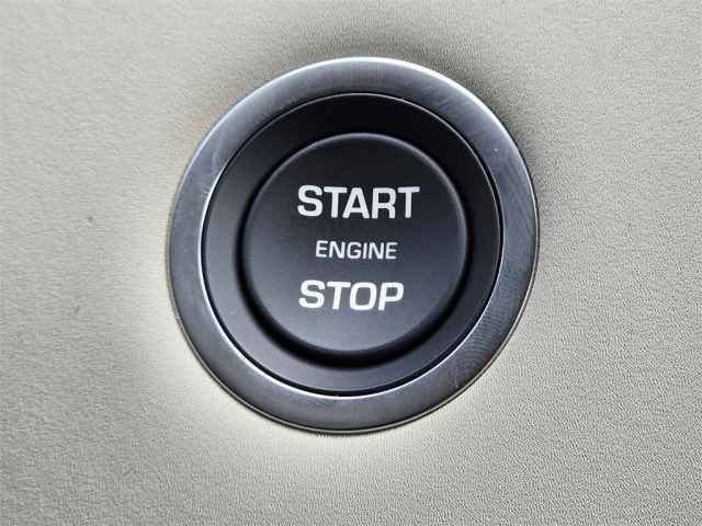 New 2025 Land Rover Discovery Sport S image 11