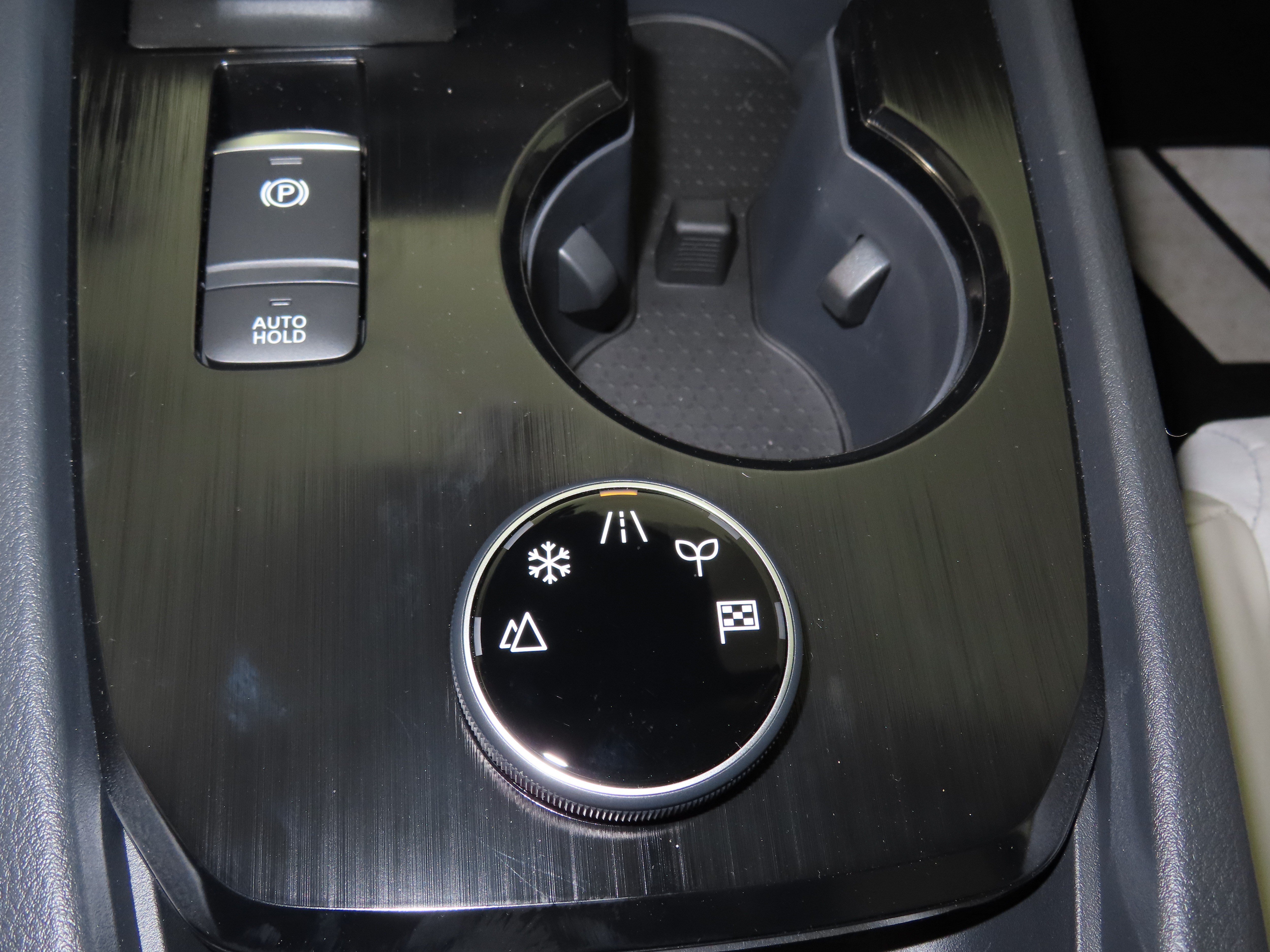 New 2026 Nissan Rogue Dark Armor AWD/4WD image 32