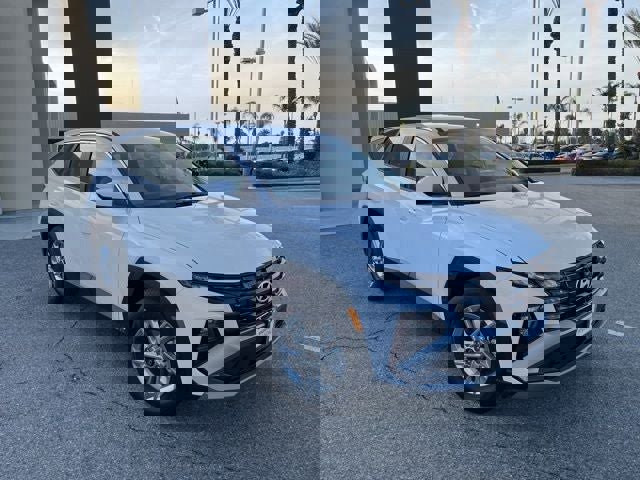 New 2026 Hyundai Tucson SE