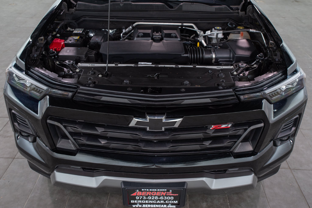 Used 2014 Chevrolet Silverado 1500 W/T RWD image 3