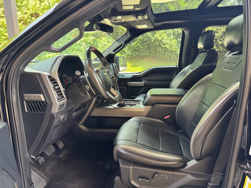 Used 2017 Ford F150 Raptor w/ Equipment Group 802A Luxury AWD/4WD image 6