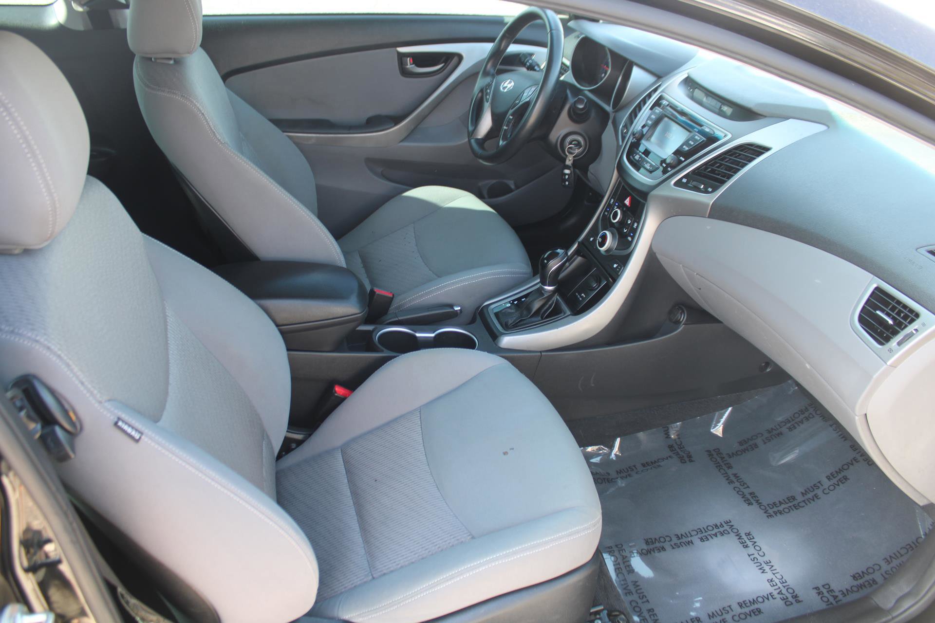 Used 2014 Hyundai Elantra image 15