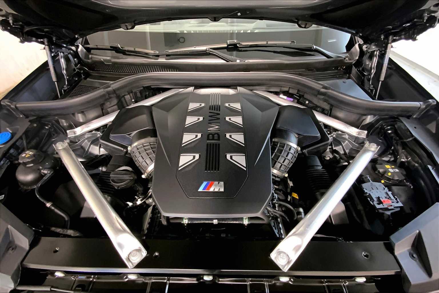 New 2026 BMW X6 M60i image 16