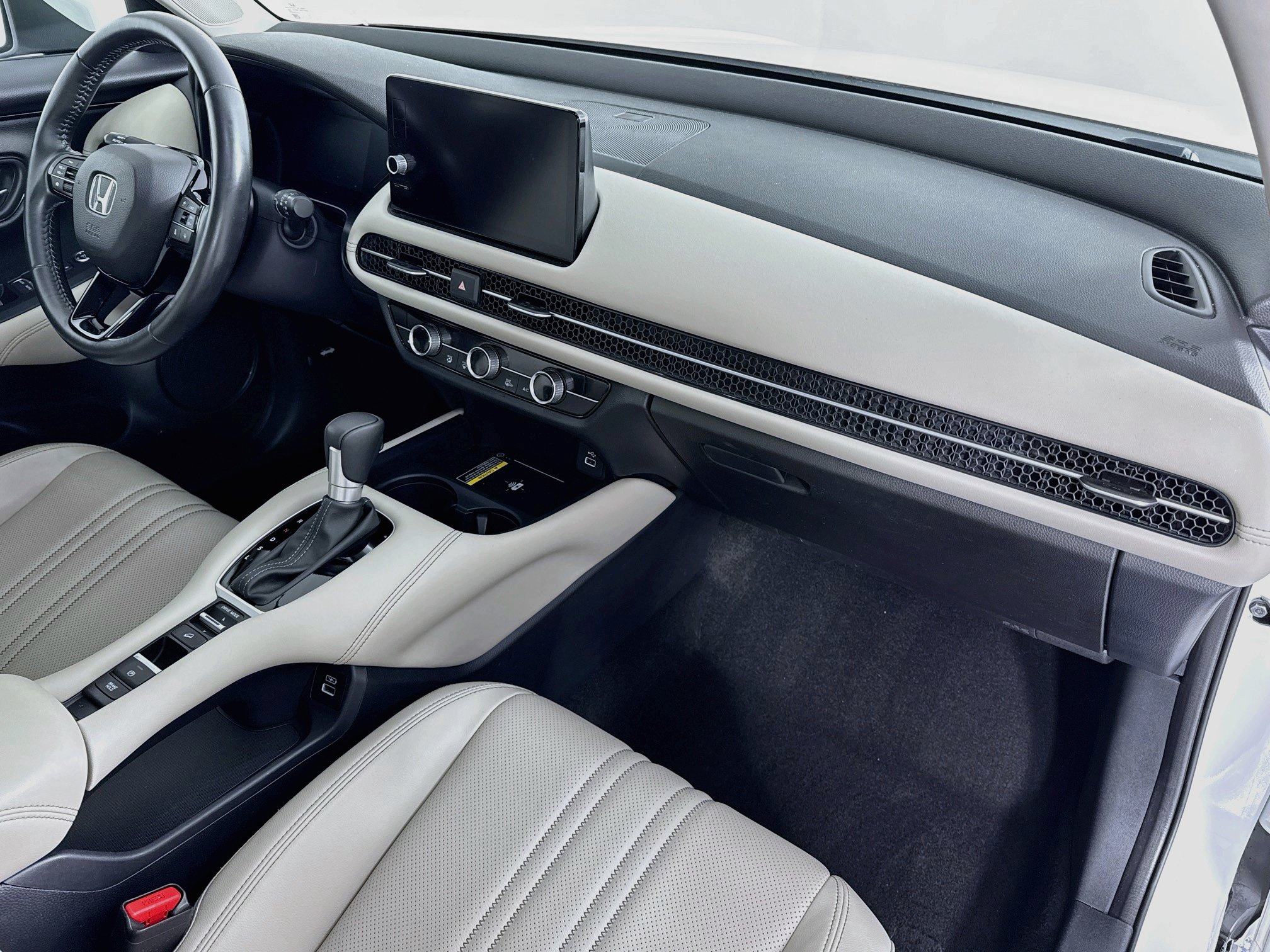 Certified 2023 Honda HR-V EX-L image 28