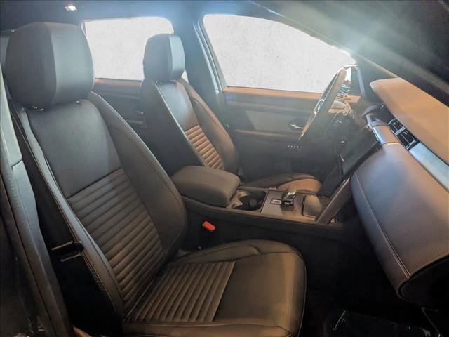 Used 2024 Land Rover Discovery Sport Dynamic SE image 21