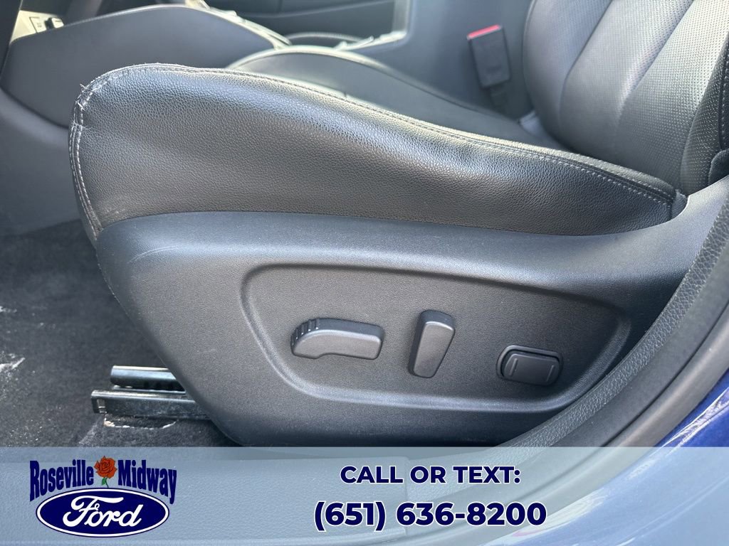 Used 2017 Nissan Rogue SL w/ SL Premium Package image 28