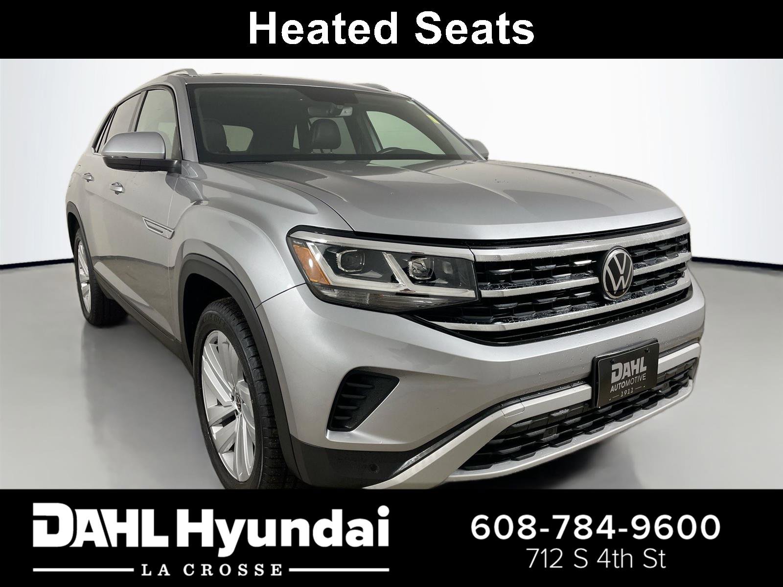 Used 2023 Volkswagen Atlas Cross Sport SE AWD/4WD image 1