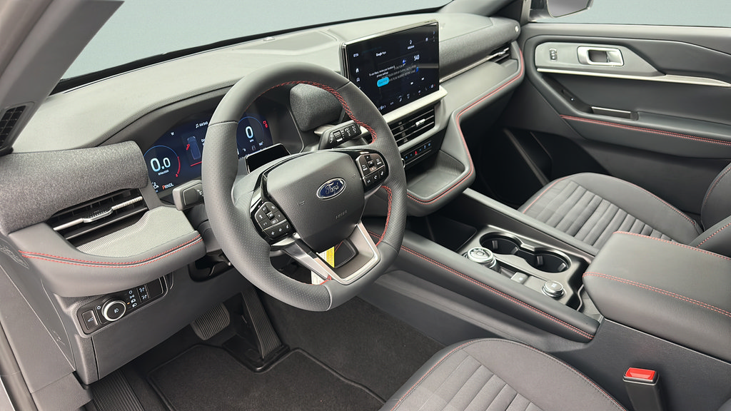 New 2027 Ford Explorer ST-Line AWD/4WD image 10