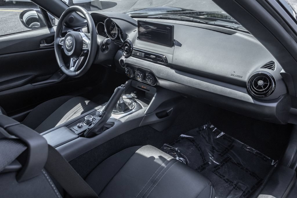Used 2026 MAZDA MX-5 Miata Sport w/ Appearance Package RWD image 29