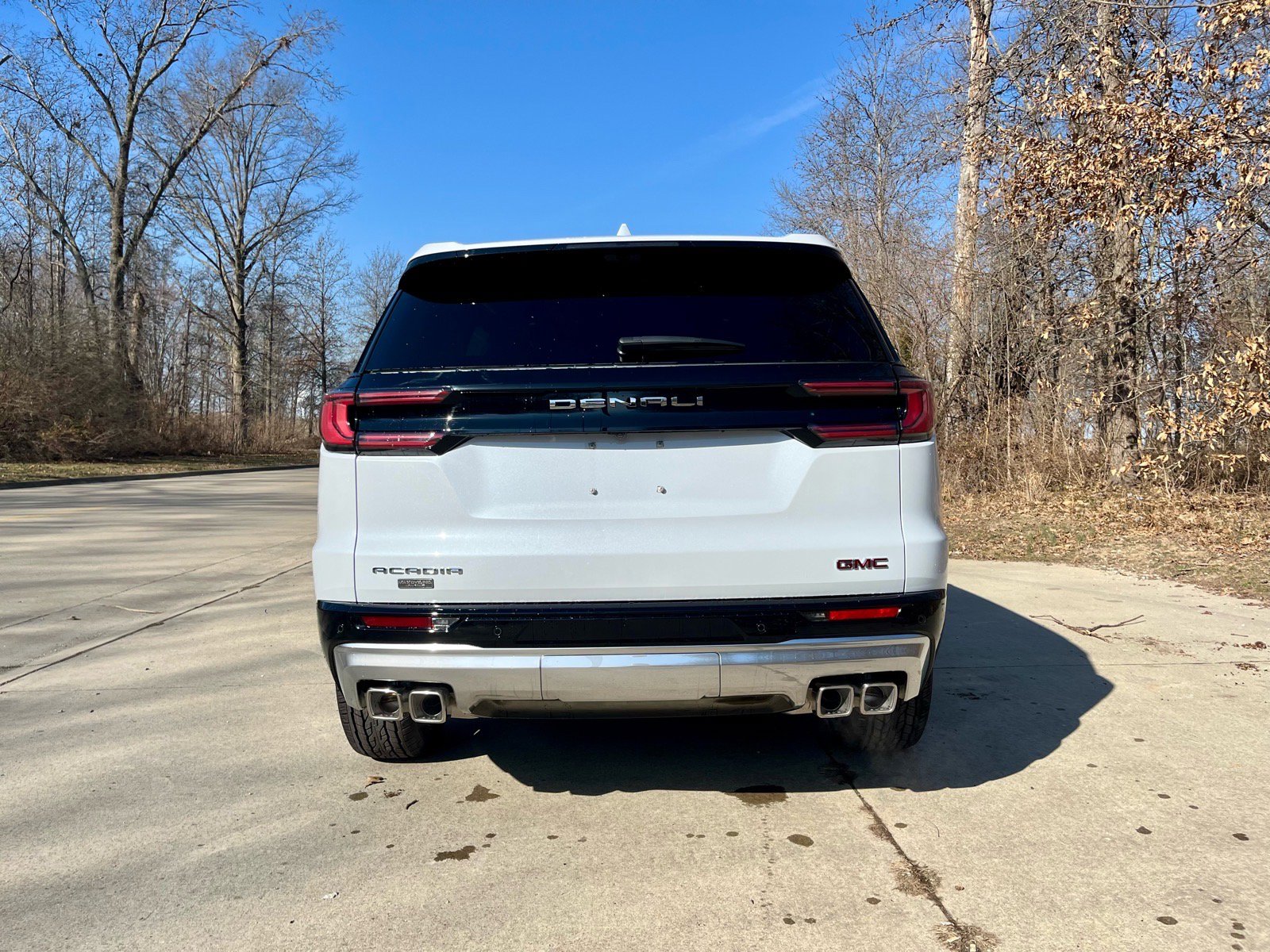 New 2026 GMC Acadia Denali w/ Super Cruise Package image 8