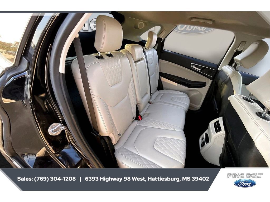 Used 2023 Ford Edge Titanium w/ Cargo Accessory Package image 20