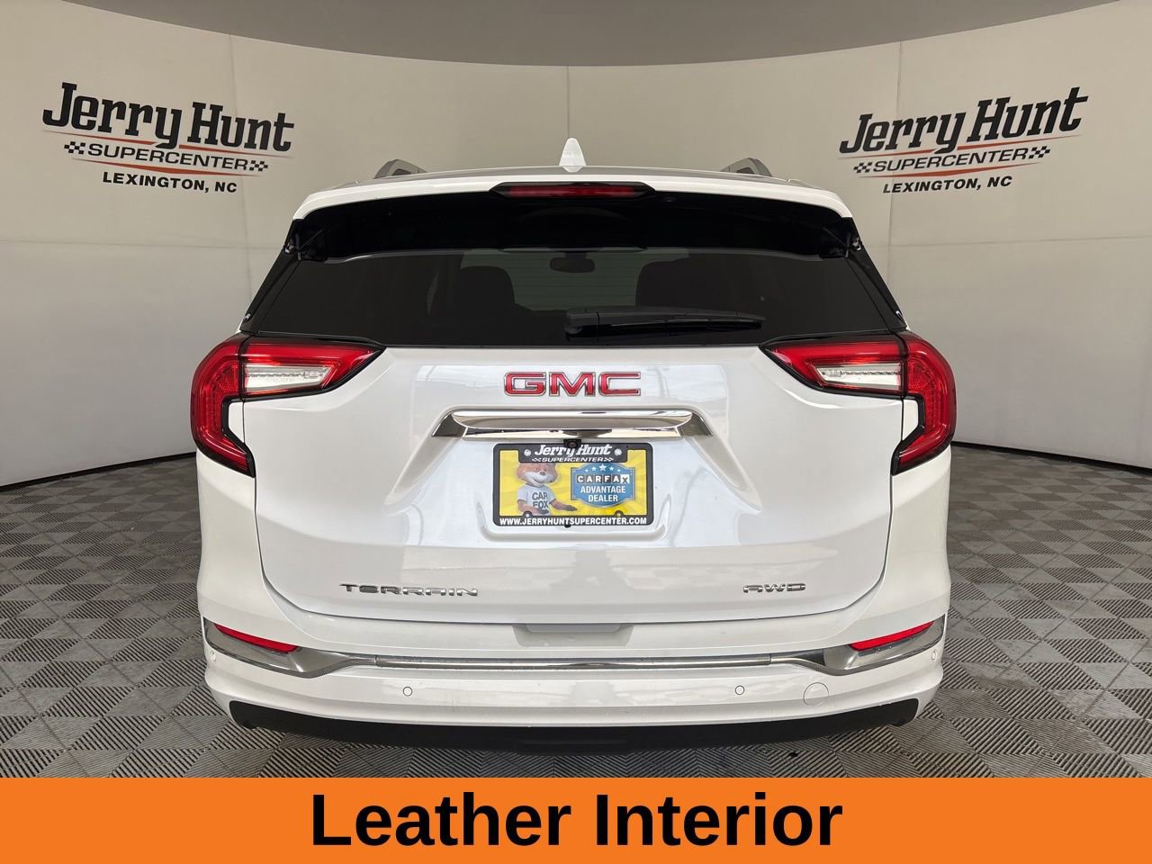 Used 2023 GMC Terrain Denali w/ Denali Premium Package image 6