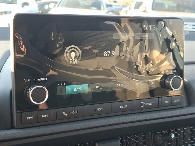 Used 2025 Honda CR-V LX image 17