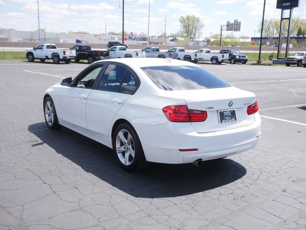 Used 2015 BMW 320i xDrive Sedan AWD/4WD image 5
