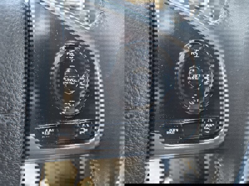 Used 2019 Honda CR-V Touring image 16