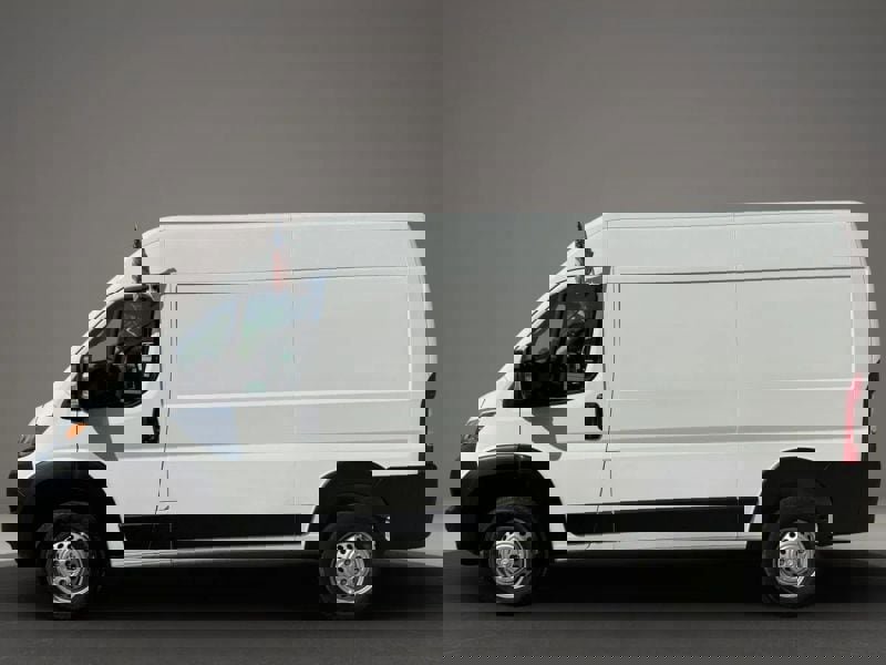 New 2025 RAM ProMaster 2500 w/ Premium Convenience Group image 20