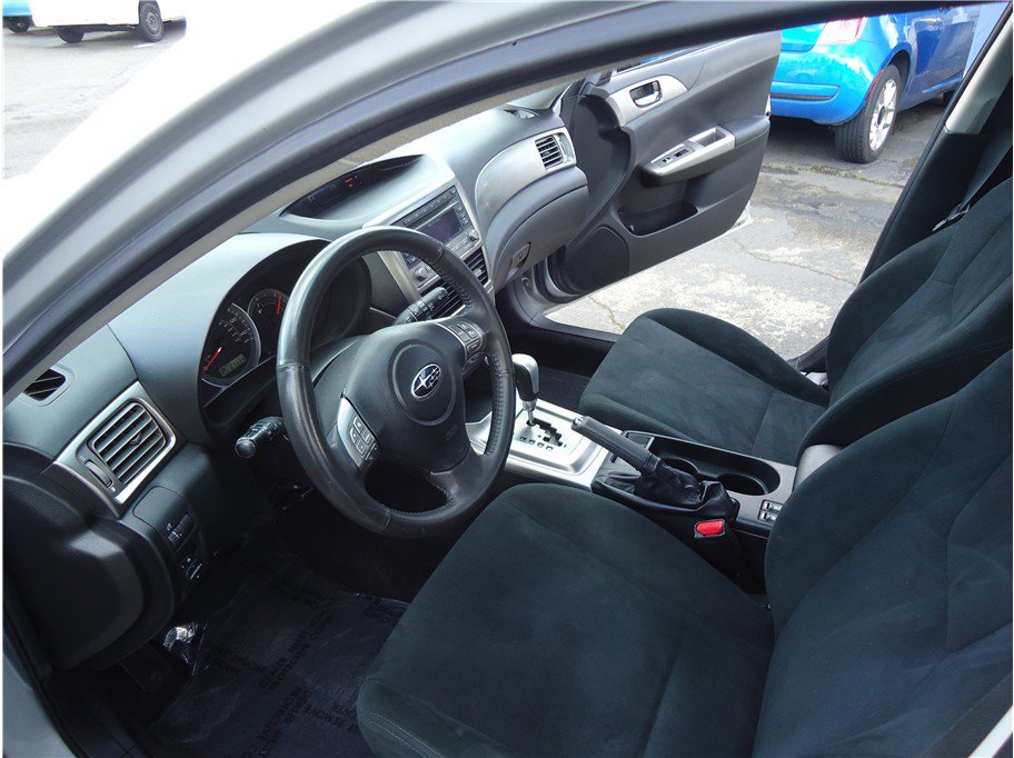 Used 2010 Subaru Impreza 2.5i Premium AWD/4WD image 20