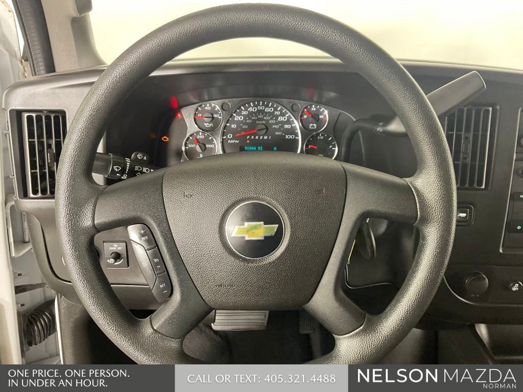 Used 2020 Chevrolet Express 3500 LT w/ LT Preferred Equipment Group RWD image 27
