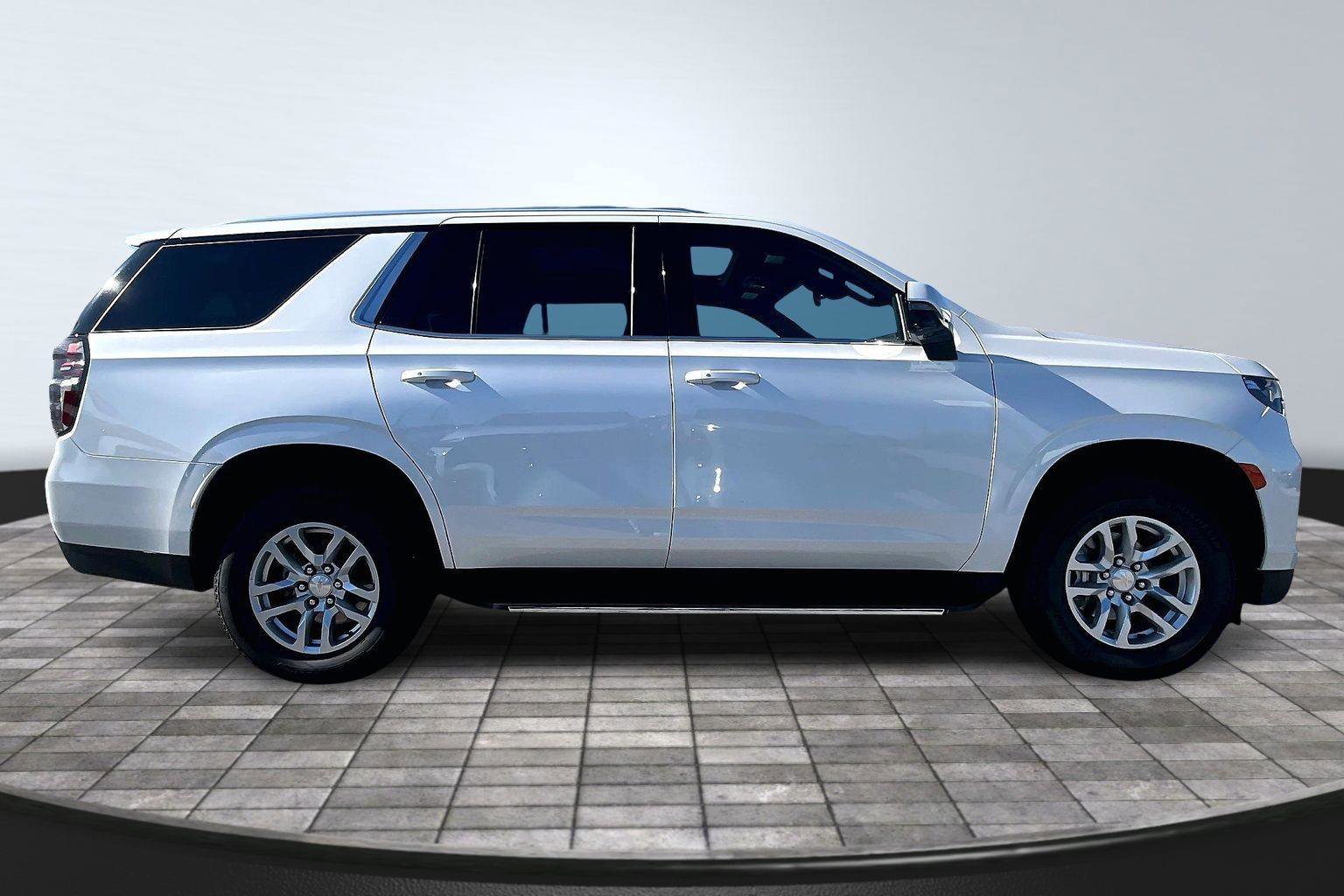 Certified 2023 Chevrolet Tahoe LT w/ Luxury Package image 16