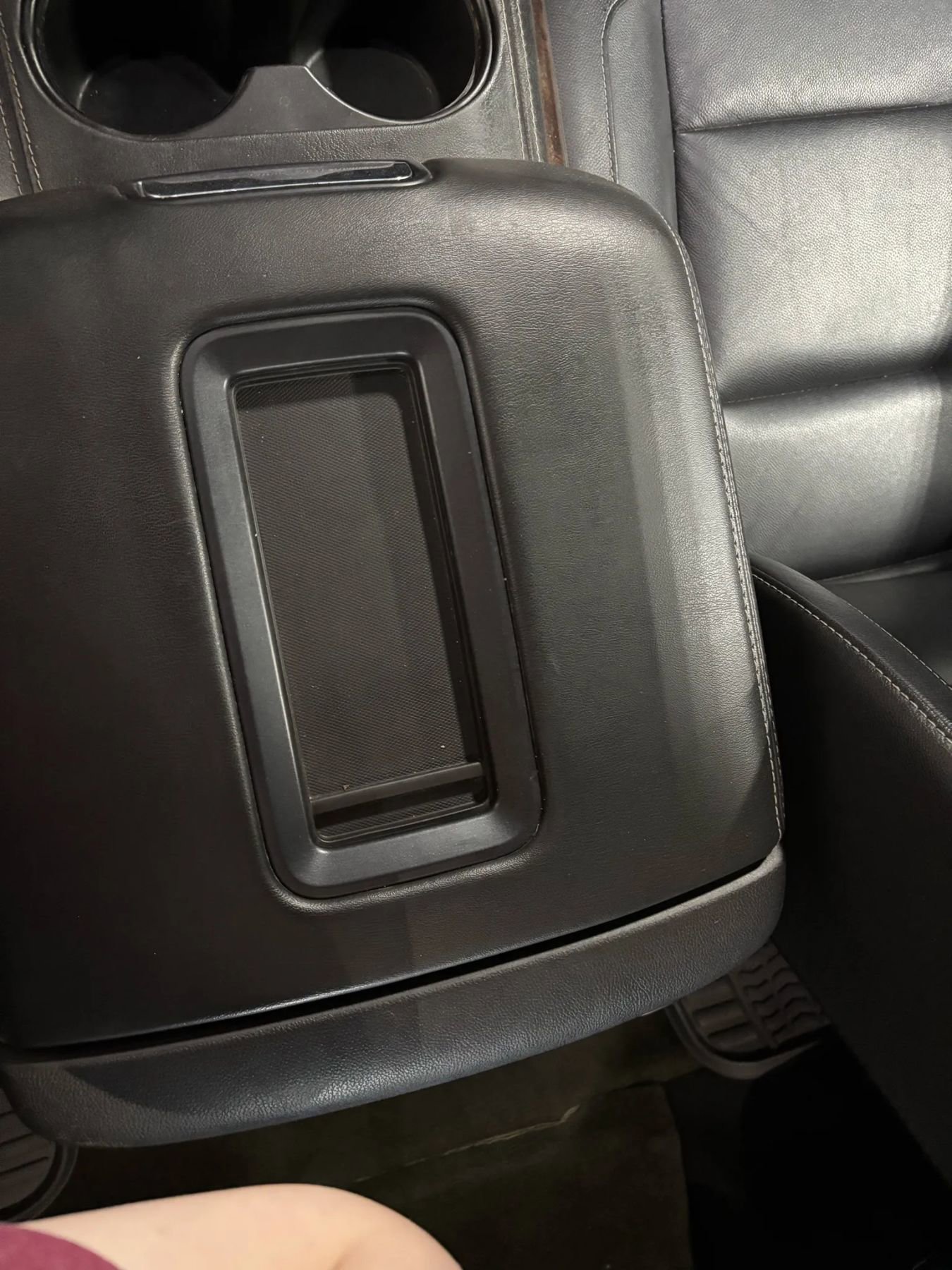 Used 2018 Chevrolet Tahoe LT image 32