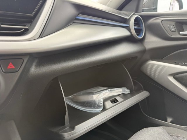 Used 2024 Chevrolet Trax LS w/ LS Convenience Package image 27