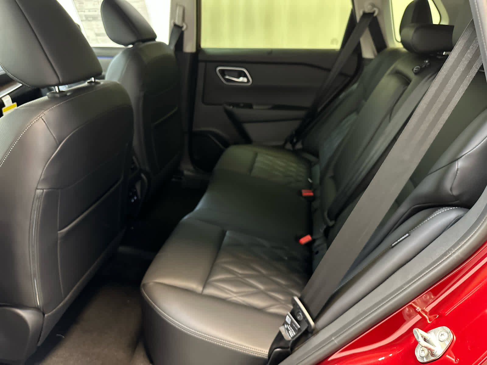 New 2026 Nissan Rogue Platinum image 13