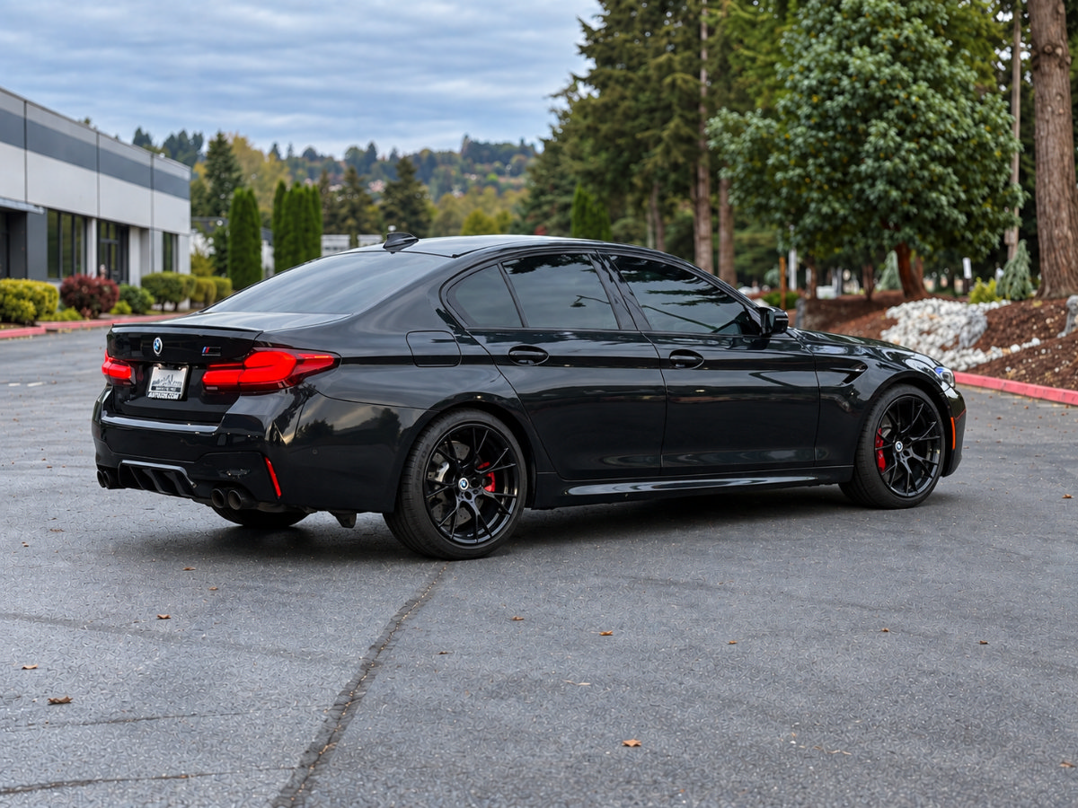 Used 2023 BMW M5 w/ Competition Package AWD/4WD image 3