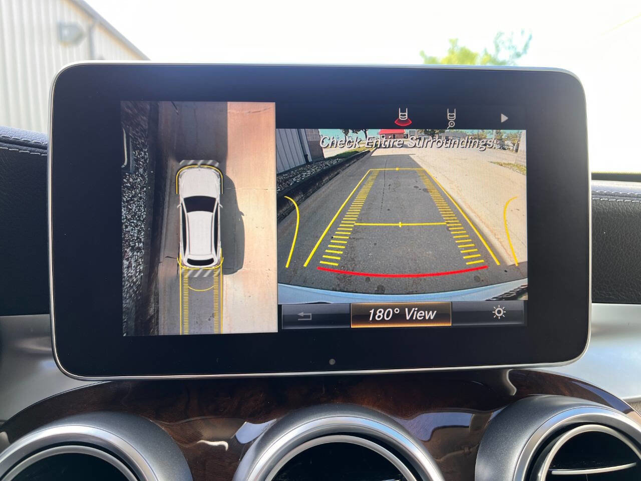 Used 2018 Mercedes-Benz GLC 300 4MATIC image 14