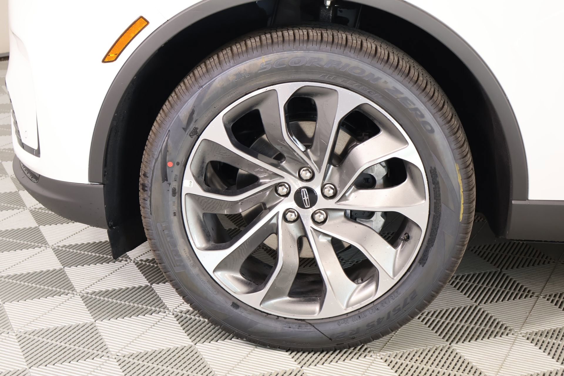 New 2026 Lincoln Aviator Reserve AWD/4WD image 19