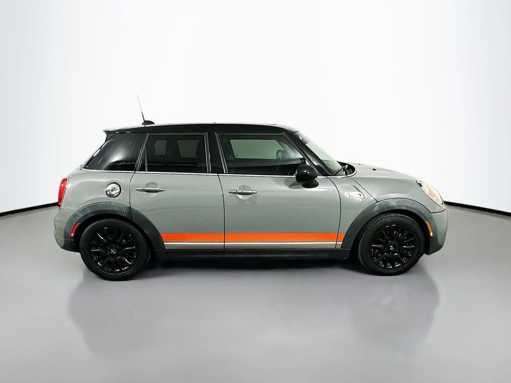 Used 2016 MINI Cooper S image 4