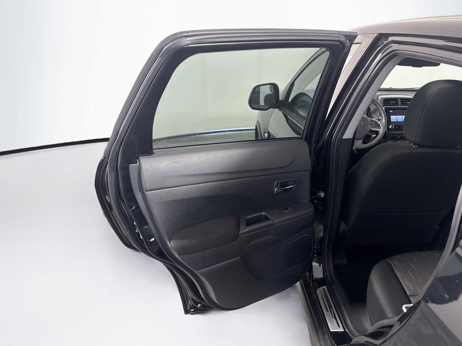 Used 2026 Mitsubishi Outlander Sport AWD image 39