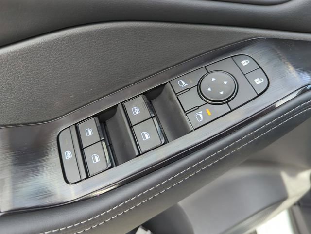 New 2026 Nissan Rogue SV image 25