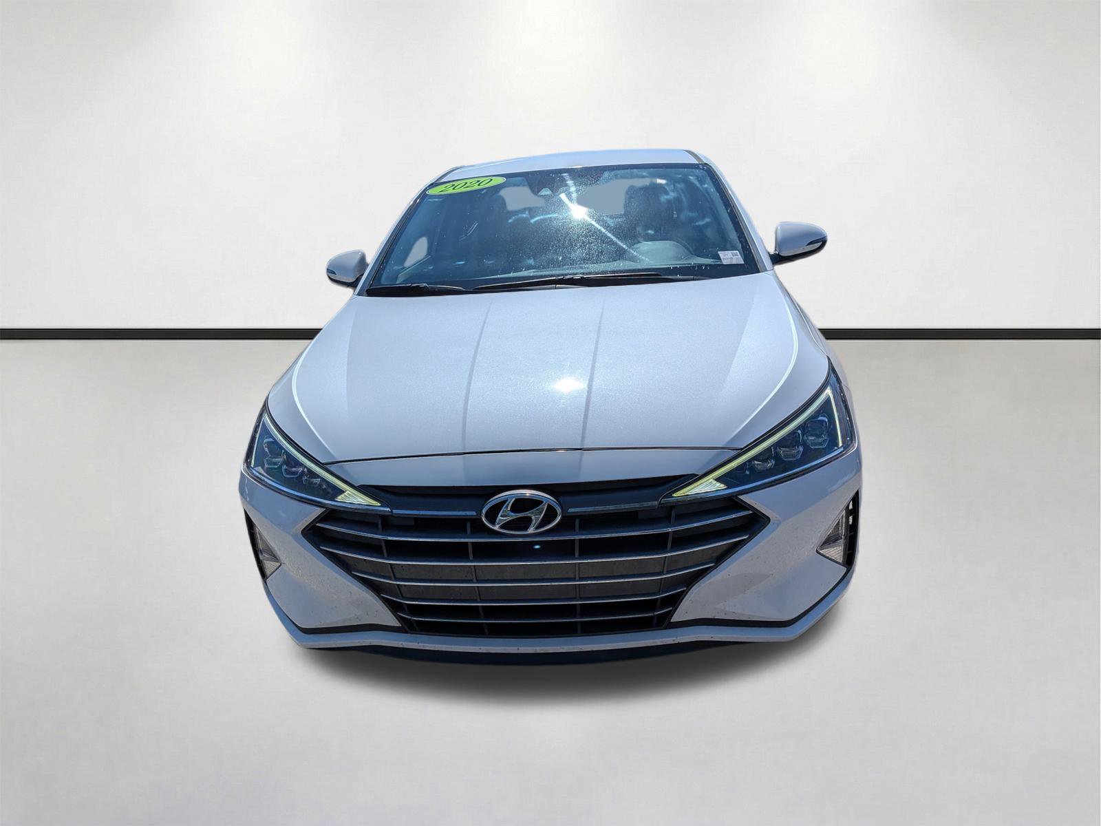 Used 2020 Hyundai Elantra Limited w/ Cargo Package (C1) FWD image 10