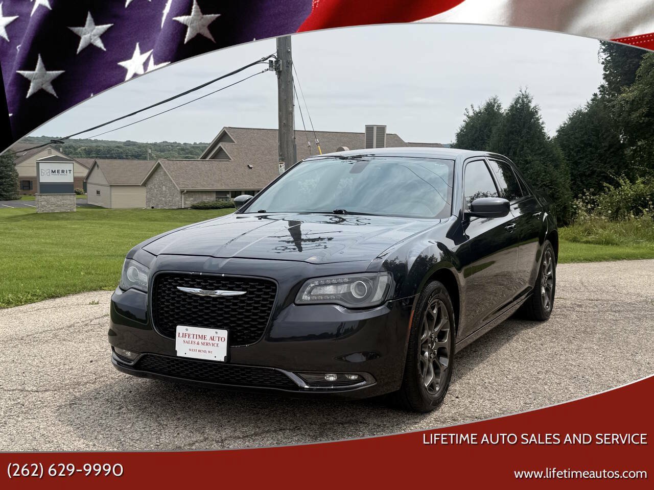 Used 2018 Chrysler 300 S AWD/4WD image 1
