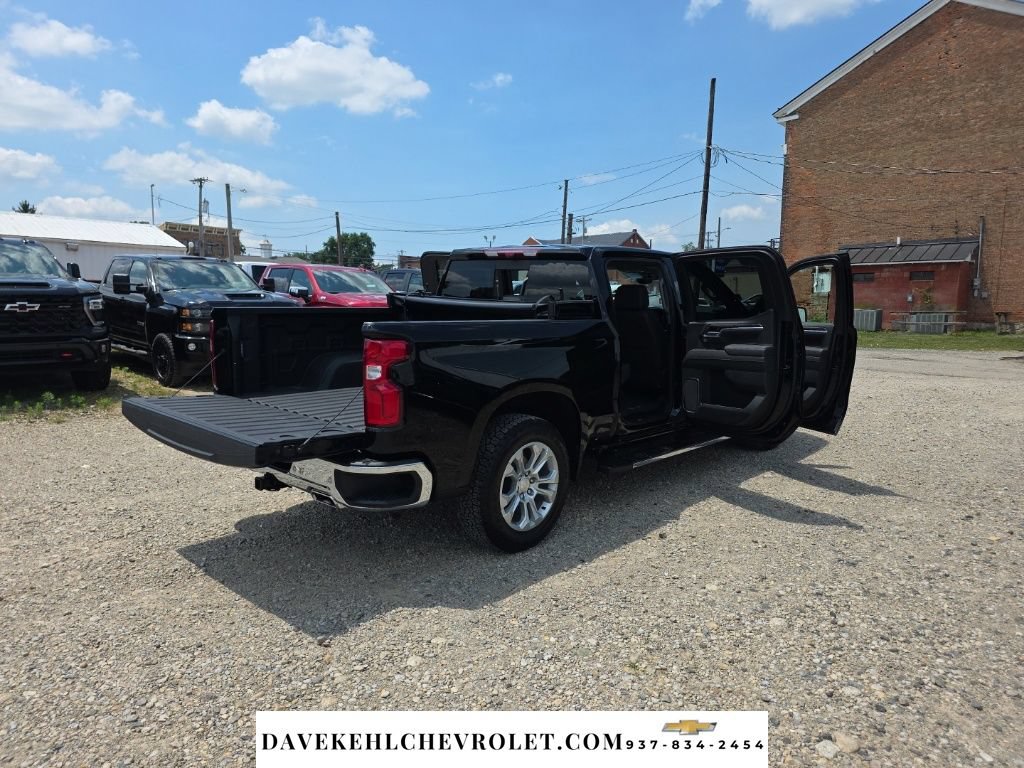 Used 2025 Chevrolet Silverado 1500 LTZ w/ LTZ Premium Package AWD/4WD image 37