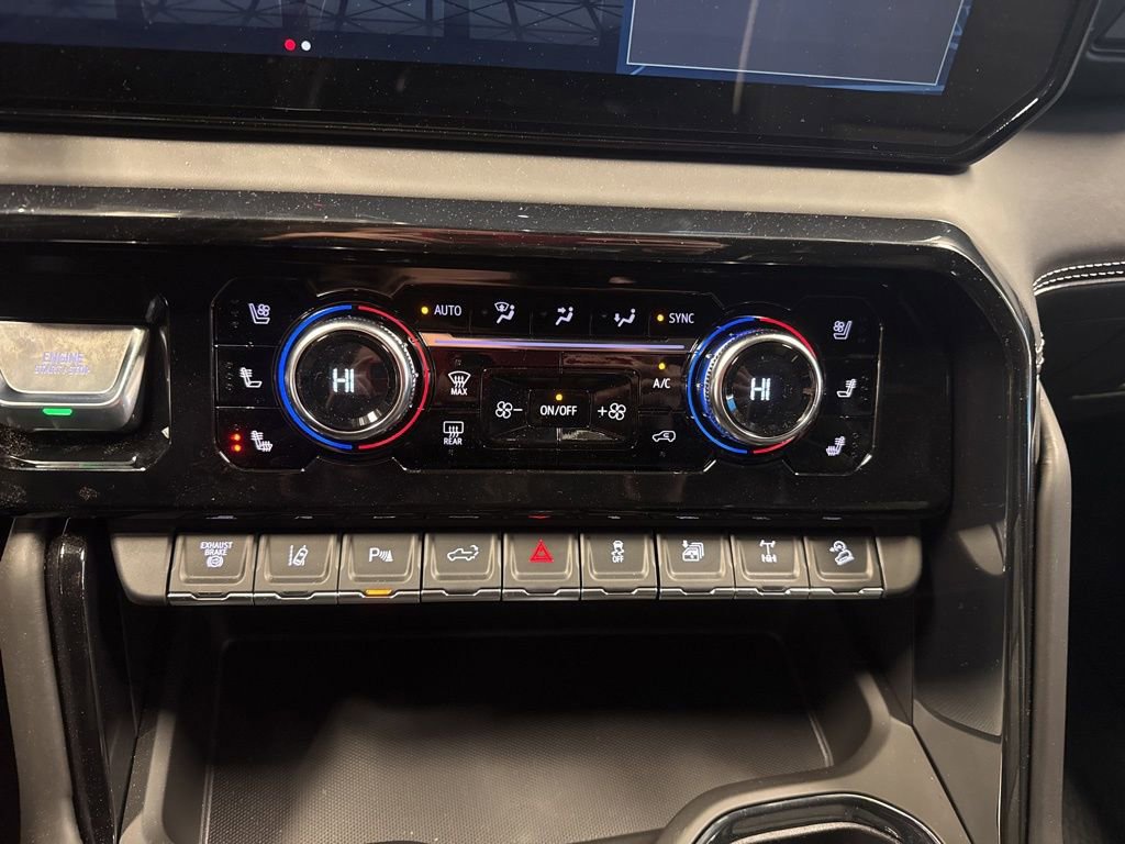 New 2026 GMC Sierra 2500 AT4X AWD/4WD image 32