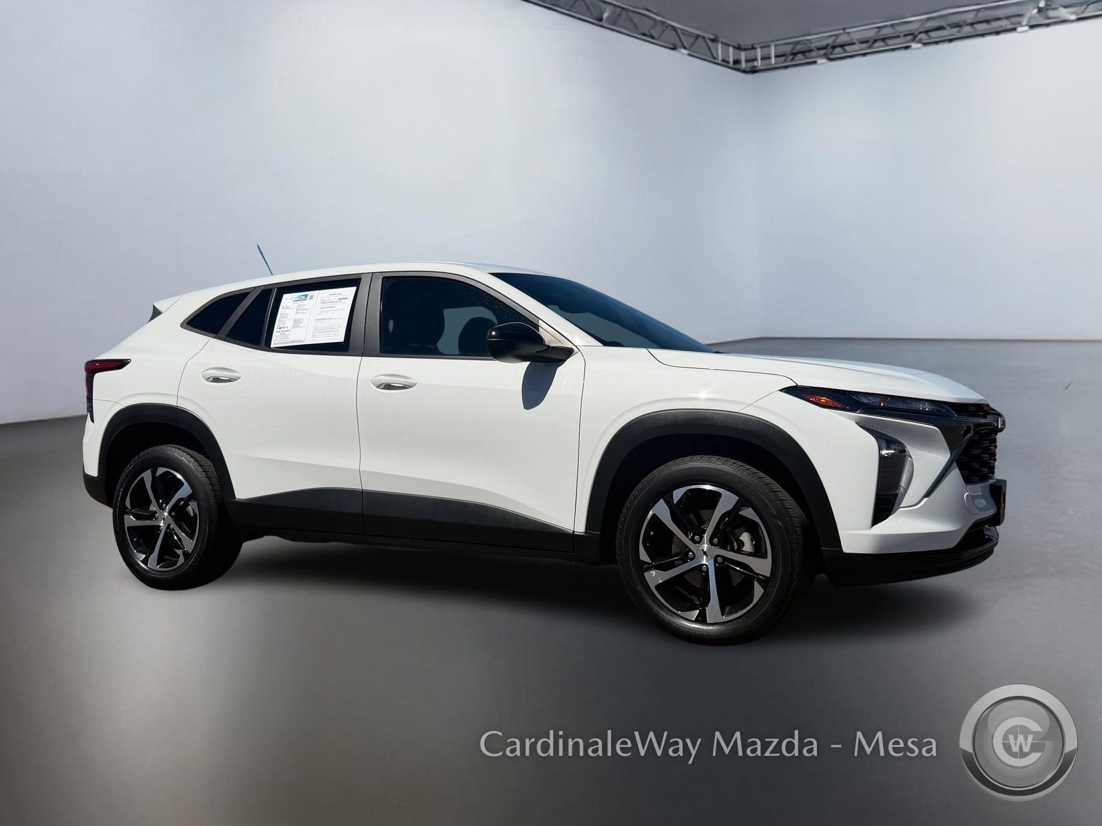 Used 2024 Chevrolet Trax RS w/ Driver Confidence Package image 2