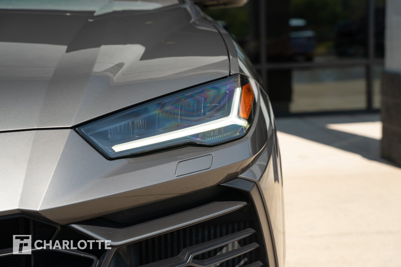 Used 2021 Lamborghini Urus AWD/4WD image 6