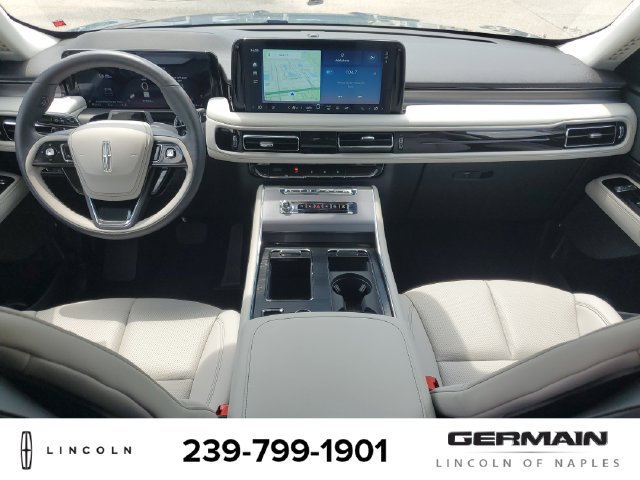 New 2026 Lincoln Aviator AWD image 17