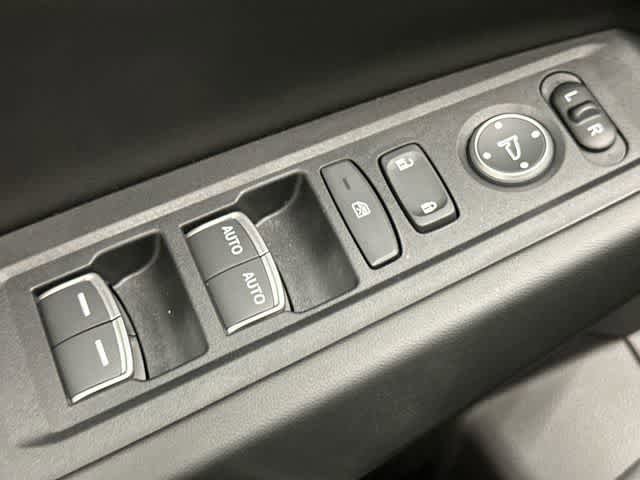 Used 2026 Honda Accord SE image 19