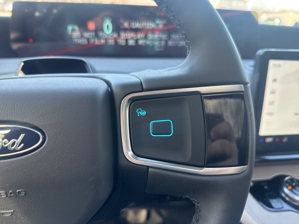 New 2026 Ford Expedition Active AWD/4WD image 16