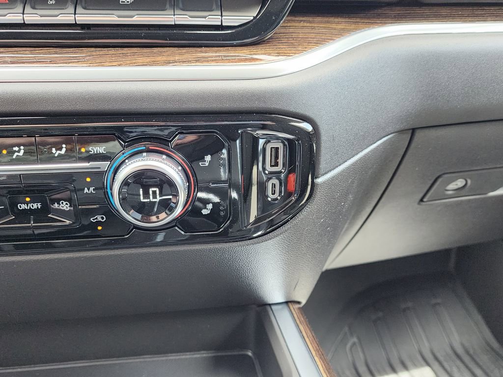 New 2026 GMC Sierra 1500 Elevation w/ Preferred Package AWD/4WD image 29