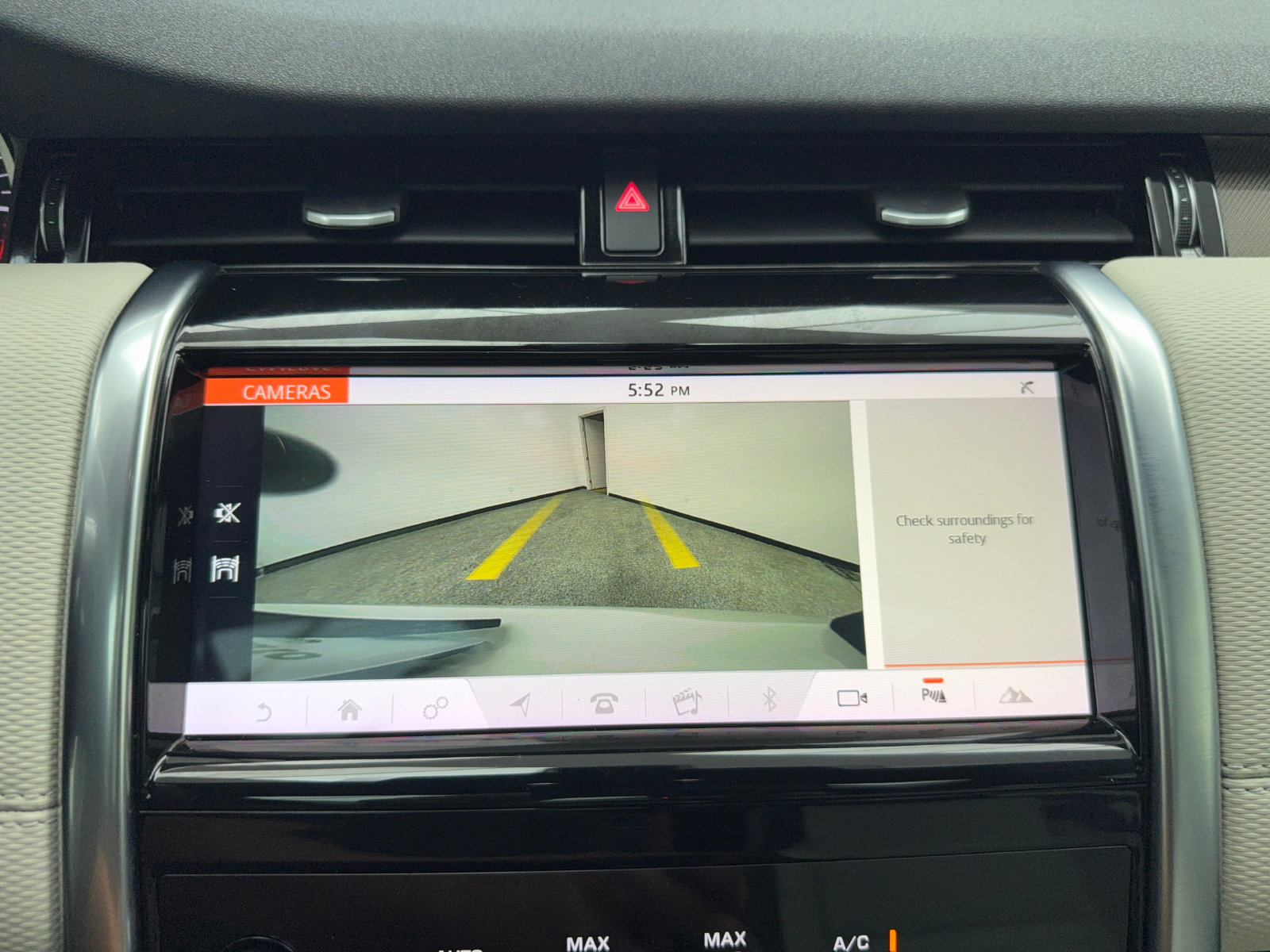 Used 2020 Land Rover Discovery Sport S R-Dynamic AWD/4WD image 29