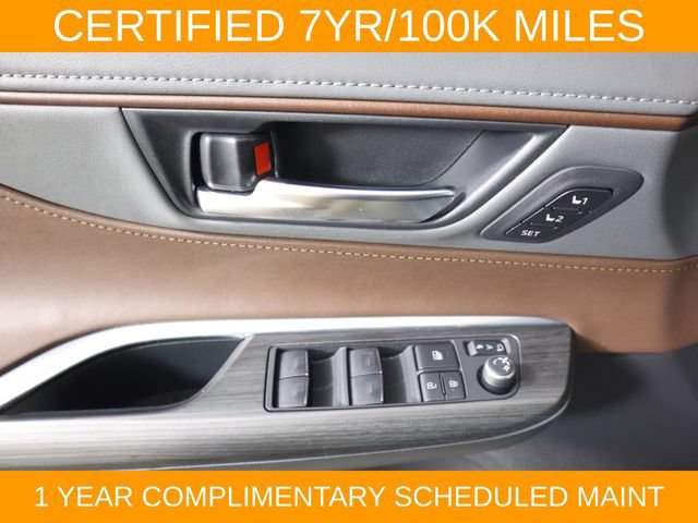 Used 2023 Toyota Venza Limited AWD/4WD image 20