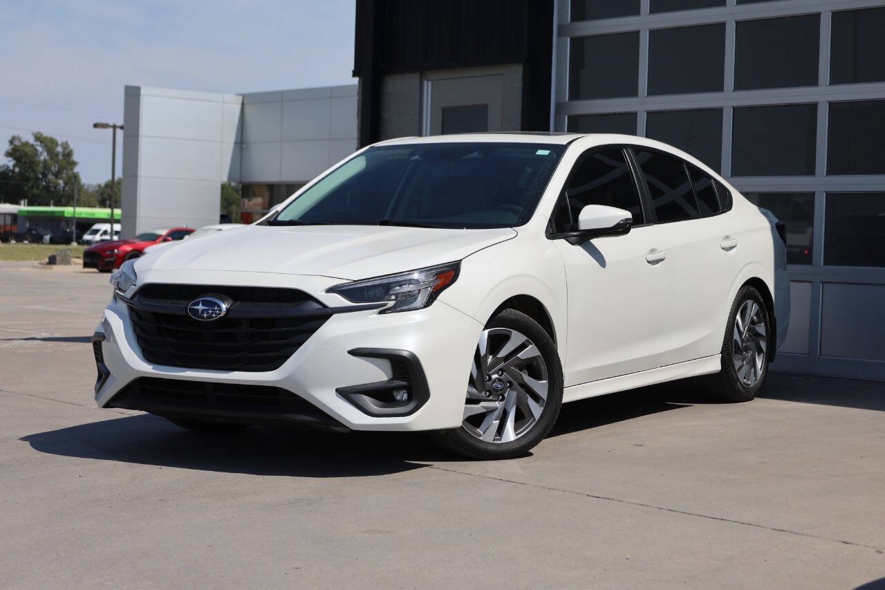 Used 2024 Subaru Legacy Limited AWD/4WD image 3