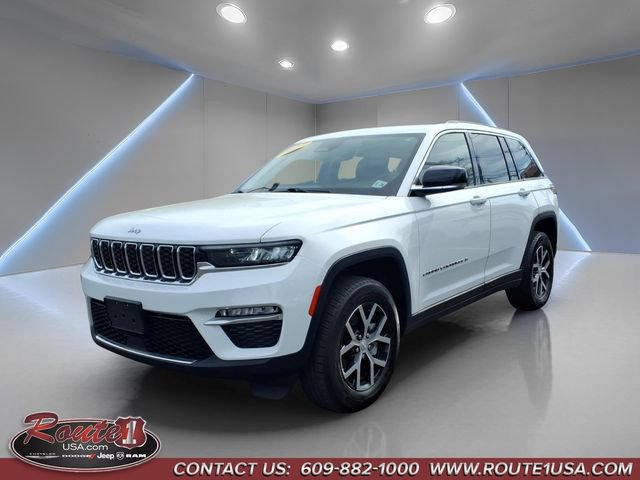 Used 2023 Jeep Grand Cherokee Limited AWD/4WD image 8